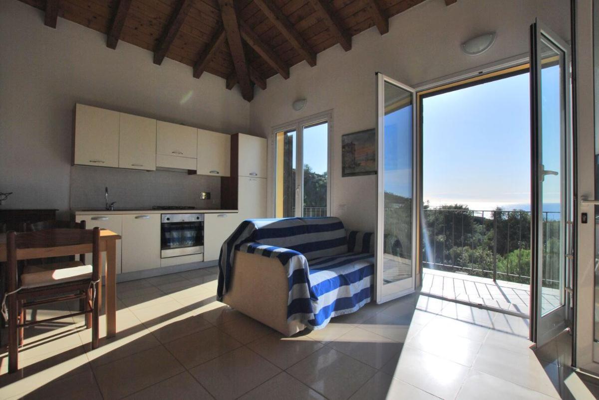 Villa Del Mare Ligure Elvezia Santo Stefano al Mare Dış mekan fotoğraf